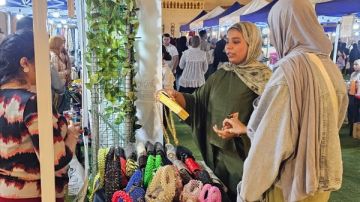 بشعار صنع فى قنا شباب يدشنون بازاري لإحياء الصناعات التراثية واليدوية .. شاهد