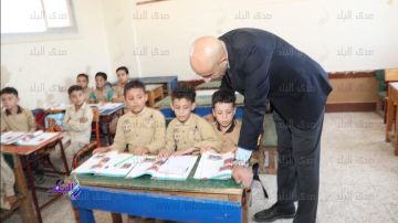 خبير تربوي يطالب بتقليل عدد التقييمات الأسبوعية بالمدارس لتخفيف الضغوط على الطلاب خبير تربوي يطالب بتقليل عدد التقييمات الأسبوعية بالمدارس لتخفيف الضغوط على الطلاب