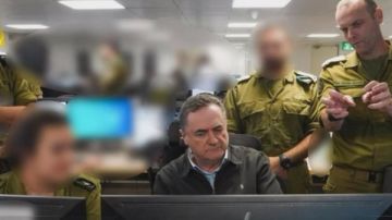 محلل عسكري: إسرائيل تريد أن تقضي على قيادات الحوثي.. فيديو محلل عسكري: إسرائيل تريد أن تقضي على قيادات الحوثي.. فيديو