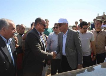 تزويد مدارس المنيا بـ14 ألف مقعد جديد و500 سبورة لدعم العملية التعليمية تزويد مدارس المنيا بـ14 ألف مقعد جديد و500 سبورة لدعم العملية التعليمية