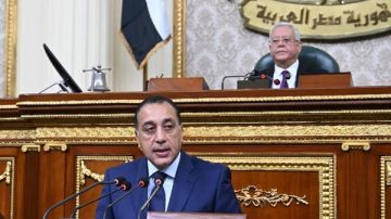 كرامة المواطن وحقوقه ليست محل مساومة.. 10 رسائل من رئيس الوزراء أمام مجلس النواب كرامة المواطن وحقوقه ليست محل مساومة.. 10 رسائل من رئيس الوزراء أمام مجلس النواب