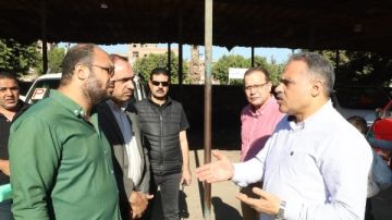 لمتابعة الالتزام بالتعريفة الجديدة.. محافظ الشرقية يتفقد مواقف سيارات الأجرة