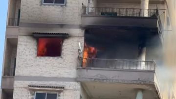 ماس كهربائي بشاحن موبايل .. حريـ..ــق بشرفة شقة بمنطقة اسكوت بالمنتزة ماس كهربائي بشاحن موبايل .. حريـ..ــق بشرفة شقة بمنطقة اسكوت بالمنتزة