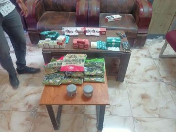 محافظ أسيوط: ضبط سلع غذائية منتهية الصلاحية وتحرير 275 محضرا تموينيا في حملات مكثفة على الأسواق والمخابز محافظ أسيوط: ضبط سلع غذائية منتهية الصلاحية وتحرير 275 محضرا تموينيا في حملات مكثفة على الأسواق والمخابز