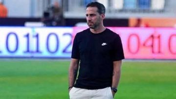 الزمالك ينفي شائعات عدم حصول فيريرا على مستحقاته المالية