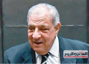 شيخ الأزهر يعزي المهندس إبراهيم محلب رئيس الوزراء الأسبق في وفاة شقيقته