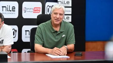 عبد الناصر محمد: لاعبو الزمالك رجال ويتحملون المسؤولية رغم الظروف الصعبة عبد الناصر محمد: لاعبو الزمالك رجال ويتحملون المسؤولية رغم الظروف الصعبة