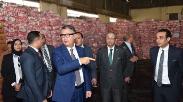 وزير التموين يتابع توافر السلع وانتظام منظومة الدعم بالقاهرة وزير التموين يتابع توافر السلع وانتظام منظومة الدعم بالقاهرة