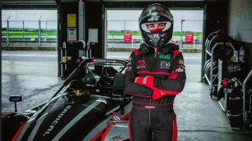 3 سائقين سعوديين يشاركون في منافسات فورمولا 4