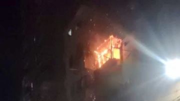 دون إصابات.. إخماد حــ..ــريق داخل شرفة شقة بالمتراس غربي الإسكندرية دون إصابات.. إخماد حــ..ــريق داخل شرفة شقة بالمتراس غربي الإسكندرية