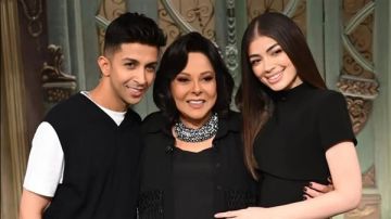 هشام جمال وليلى زاهر في أول ظهور تلفزيوني بعد الزواج مع صاحبة السعادة هشام جمال وليلى زاهر في أول ظهور تلفزيوني بعد الزواج مع صاحبة السعادة