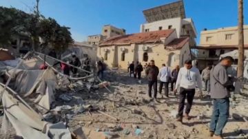 7 مصابين من طواقم الدفاع المدني بغزة في غارات إسرائيلية على حي الزيتون 7 مصابين من طواقم الدفاع المدني بغزة في غارات إسرائيلية على حي الزيتون