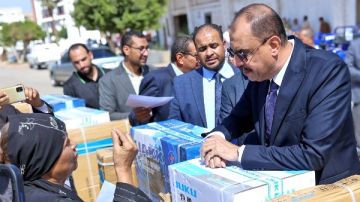 محافظ سوهاج يسلم 60 مشروعا للتمكين الإقتصادي لمحدودي الدخل محافظ سوهاج يسلم 60 مشروعا للتمكين الإقتصادي لمحدودي الدخل