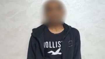 مريض نفسيا .. الداخلية تكشف تفاصيل تعدى شخص على فتاة بالضرب فى الشارع مريض نفسيا .. الداخلية تكشف تفاصيل تعدى شخص على فتاة بالضرب فى الشارع