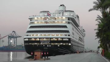 ميناء الإسكندرية يستقبل ثلاث سفن سياحية على متنها 8 آلاف راكب