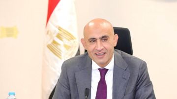 أحمد موسى: مصر أصل الحضارة والعالم مدين لها وكتاب المتحف الكبير سيكون كنزا معرفيا أحمد موسى: مصر أصل الحضارة والعالم مدين لها وكتاب المتحف الكبير سيكون كنزا معرفيا