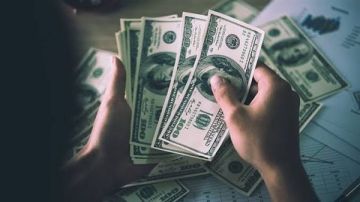 أسعار الدولار مقابل الجنيه اليوم الثلاثاء 21-10-2025