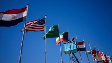 قمة شرم الشيخ للسلام محطة حاسمة لترسيخ الدور المصري في صناعة الاستقرار الإقليمي قمة شرم الشيخ للسلام محطة حاسمة لترسيخ الدور المصري في صناعة الاستقرار الإقليمي