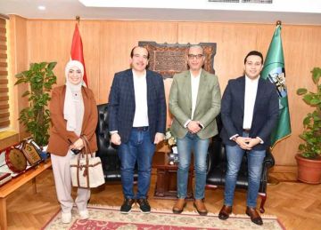 محافظ الفيوم يستقبل نائب وزير الصحة لشؤون الطب الوقائي