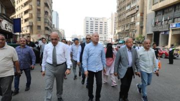 محافظ القاهرة يتابع أعمال المنطقة المحيطة بميدان رمسيس
