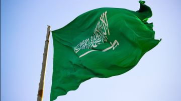 الصادرات السلعية السعودية تسجل 100 مليار ريال خلال أغسطس الماضي الصادرات السلعية السعودية تسجل 100 مليار ريال خلال أغسطس الماضي