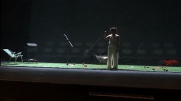 عرض الكتالوج يأخذ الجمهور في رحلة بصرية بين الحلم والكابوس ضمن فعاليات مهرجان دي-كاف