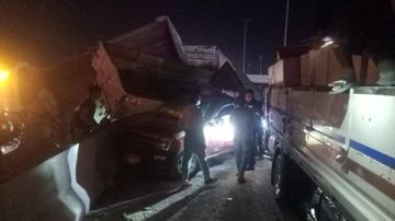 3 تريلا و2 أوتوبيس.. ارتفاع عدد مصابي حادث السويس المروع لـ 42.. صور 3 تريلا و2 أوتوبيس.. ارتفاع عدد مصابي حادث السويس المروع لـ 42.. صور