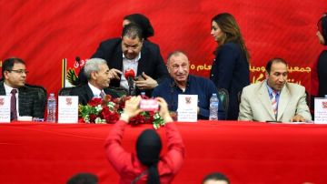 الخطيب يشكر أعضاء الجمعية العمومية للأهلي الخطيب يشكر أعضاء الجمعية العمومية للأهلي