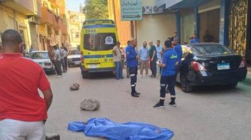 مصرع فتاة سقطت من الطابق الـ 12 بمدينة أسيوط مصرع فتاة سقطت من الطابق الـ 12 بمدينة أسيوط