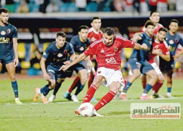 نجم الأهلي السابق يطالب باستبعاد تريزيجيه نجم الأهلي السابق يطالب باستبعاد تريزيجيه