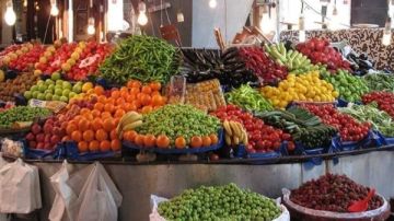 أسعار الخضراوات والفاكهة في أسوان اليوم الاثنين 20-10-2025 أسعار الخضراوات والفاكهة في أسوان اليوم الاثنين 20-10-2025