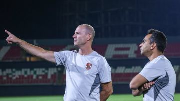 توروب يحضر المؤتمر الصحفي لمباراة الأهلي وإيجل نوار