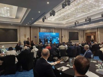 وزارة النقل تعلن موعد انطلاق TransMEA 2025 تحت شعار الصناعة والنقل معا لتحقيق التنمية المستدامة صور