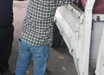 بصحبتهم 14 طفلا معرضين للخطر .. ضبط عاطل وسيدتين بتهمة استغلال الأحداث في التسول بصحبتهم 14 طفلا معرضين للخطر .. ضبط عاطل وسيدتين بتهمة استغلال الأحداث في التسول