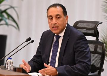 رئيس الوزراء يتابع موقف العقارات المعرضة للانهيارات بمحافظة الإسكندرية وجهود توفير سكن بديل لسكانها رئيس الوزراء يتابع موقف العقارات المعرضة للانهيارات بمحافظة الإسكندرية وجهود توفير سكن بديل لسكانها