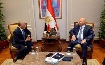 مصر والمغرب تبحثان تعزيز التعاون الصناعي والنقلي بين البلدين مصر والمغرب تبحثان تعزيز التعاون الصناعي والنقلي بين البلدين