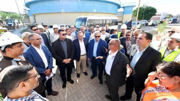 وزير الإسكان ومحافظ أسيوط يتفقدان توسعات محطة مياه أبوتيج