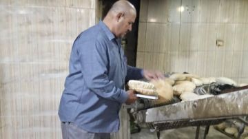 الدقهلية: 330 مخالفة في حملات تموينية تفتيشية مفاجئة وضبط 2 طن منتجات متنوعة الدقهلية: 330 مخالفة في حملات تموينية تفتيشية مفاجئة وضبط 2 طن منتجات متنوعة