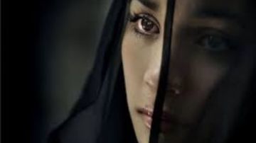 حكم غسل الوجه عند الوضوء مع وجود الكحل.. الإفتاء تجيب حكم غسل الوجه عند الوضوء مع وجود الكحل.. الإفتاء تجيب