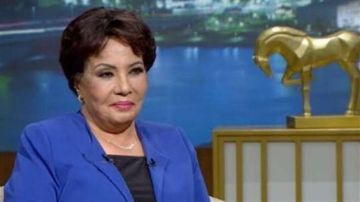 فردوس عبدالحميد: محمد عبد الوهاب كان عايز يعملي أغاني وفضلت التمثيل فردوس عبدالحميد: محمد عبد الوهاب كان عايز يعملي أغاني وفضلت التمثيل