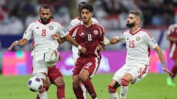 مباراة الإمارات وقطر.. مواجهة عربية حاسمة في تصفيات كأس العالم 2026