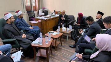 المجلس الإسلامي السنغافوري يبحث التعاون العلمي والتدريبي مع دار الإفتاء المصرية