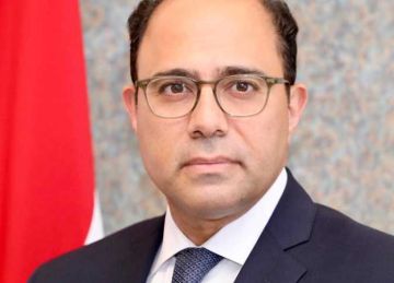 تفاصيل ضخ 7.4 مليارات يورو استثمارات أوروبية لمصر.. السفير أحمد ابو زيد يوضح تفاصيل ضخ 7.4 مليارات يورو استثمارات أوروبية لمصر.. السفير أحمد ابو زيد يوضح