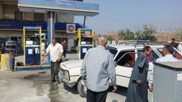 محافظ أسيوط: تكثيف الرقابة لضمان الالتزام بالتعريفة الجديدة بالمواقف