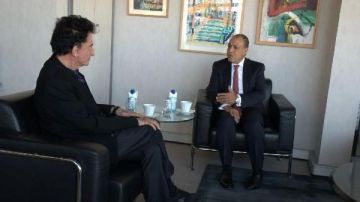 وزير الخارجية يزور معهد العالم العربي بباريس ويشيد بالدور الثقافي للمؤسسة