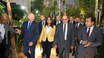 وزيرة البيئة ومستشار رئيس الجمهورية ومحافظ القاهرة يفتتحون أعمال تطوير حديقة المسلة التراثية بالزمالك