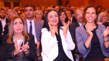 وزيرة التضامن تشهد احتفالية بمناسبة اليوم العالمي للمسنين وزيرة التضامن تشهد احتفالية بمناسبة اليوم العالمي للمسنين