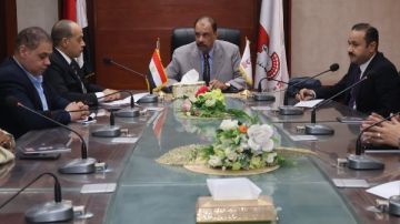 الثلاثاء.. غرفة سوهاج تنفذ مبادرتين لتوفير السلع الغذائية بأسعار مخفضة الثلاثاء.. غرفة سوهاج تنفذ مبادرتين لتوفير السلع الغذائية بأسعار مخفضة