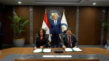 وزير البترول يشهد توقيع شراكة مع القطاع الخاص المصري في مشروعات تصنيع الفوسفات