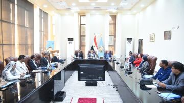 وفد المجلس القومي لحقوق الإنسان يتابع توفير الخدمات لمواطنى مطروح وفد المجلس القومي لحقوق الإنسان يتابع توفير الخدمات لمواطنى مطروح